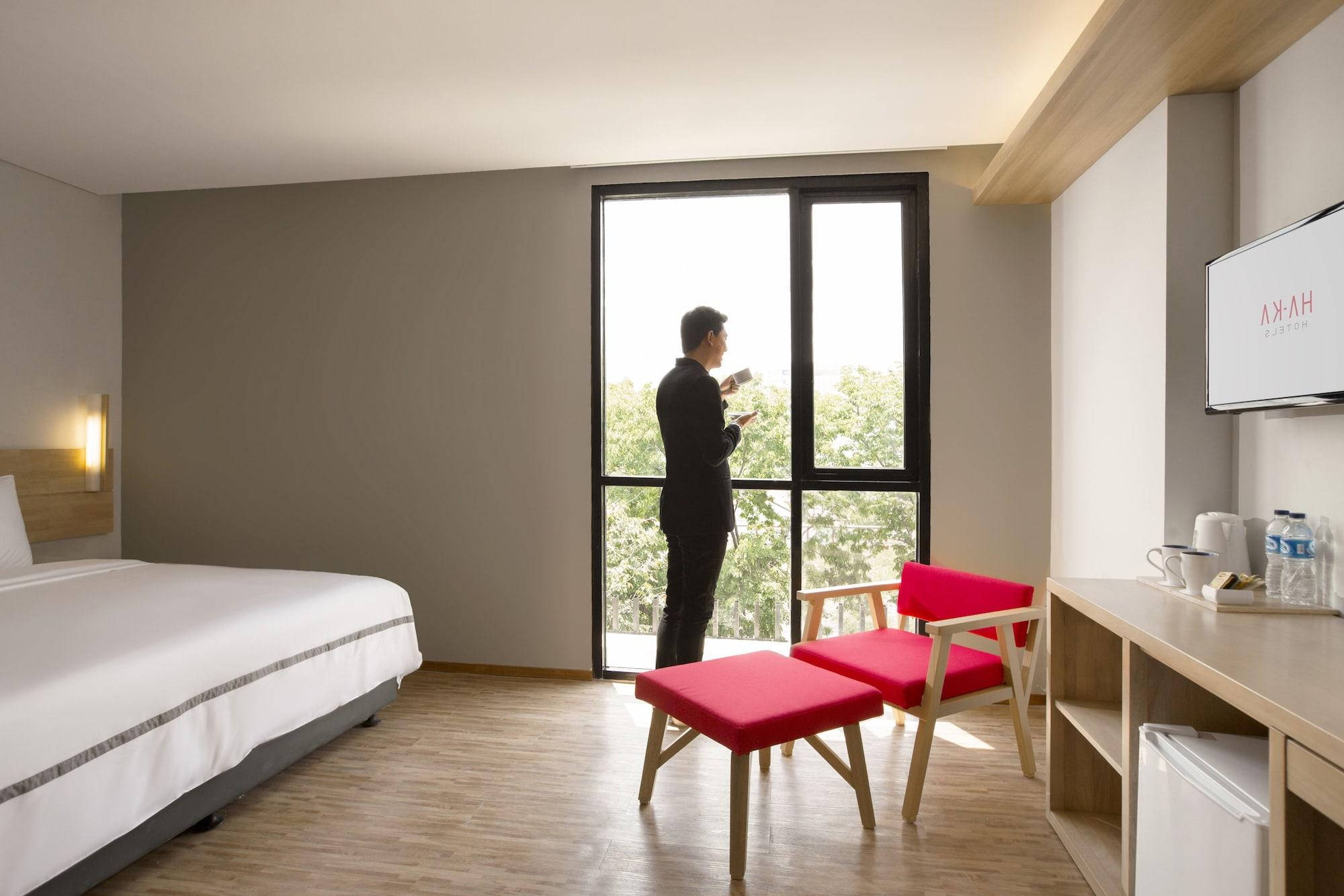 Up-Peak Hotel Simpang Lima Semarang Formerly Ha-Ka Simpanglima Hotel 세마랑 외부 사진