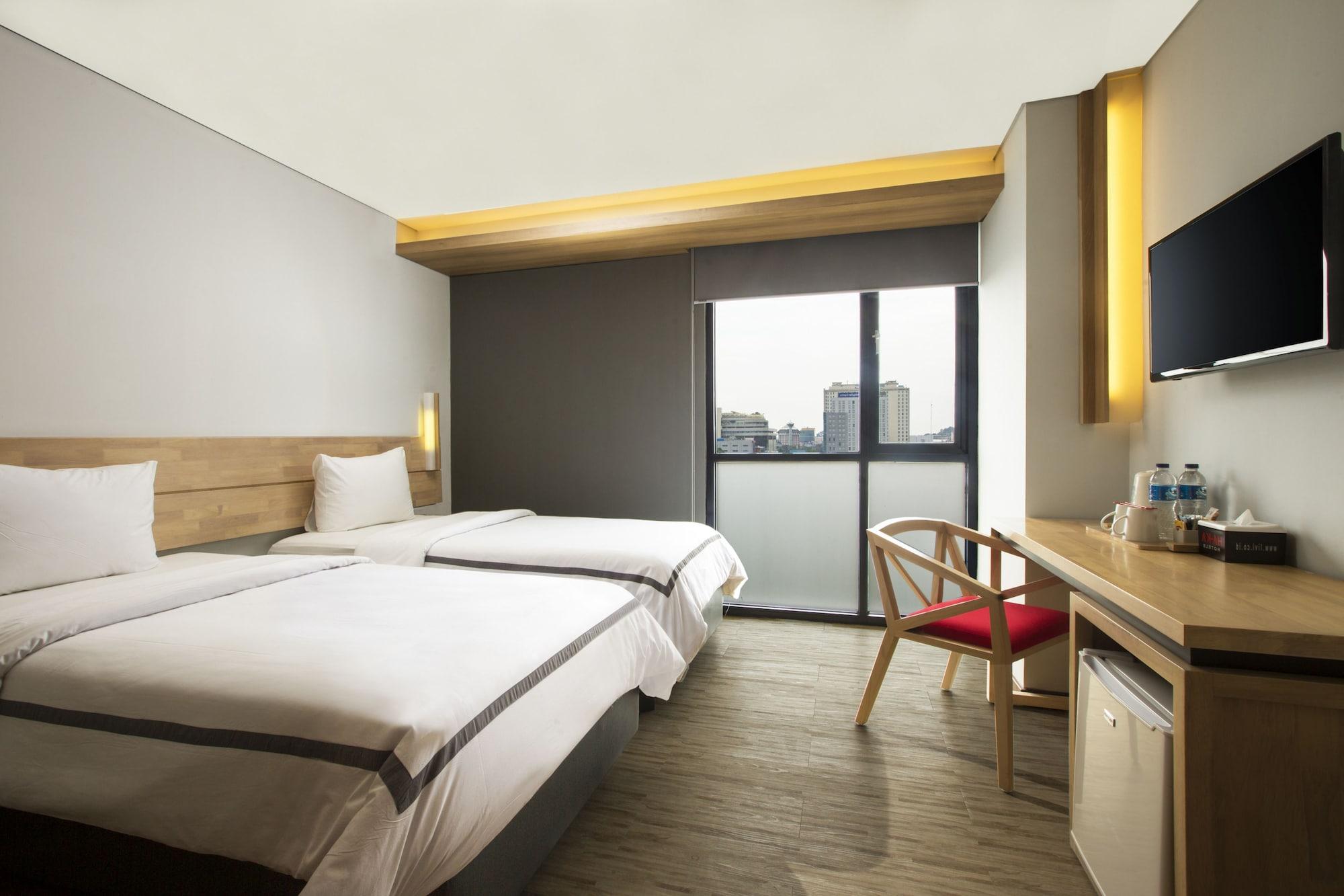 Up-Peak Hotel Simpang Lima Semarang Formerly Ha-Ka Simpanglima Hotel 세마랑 외부 사진