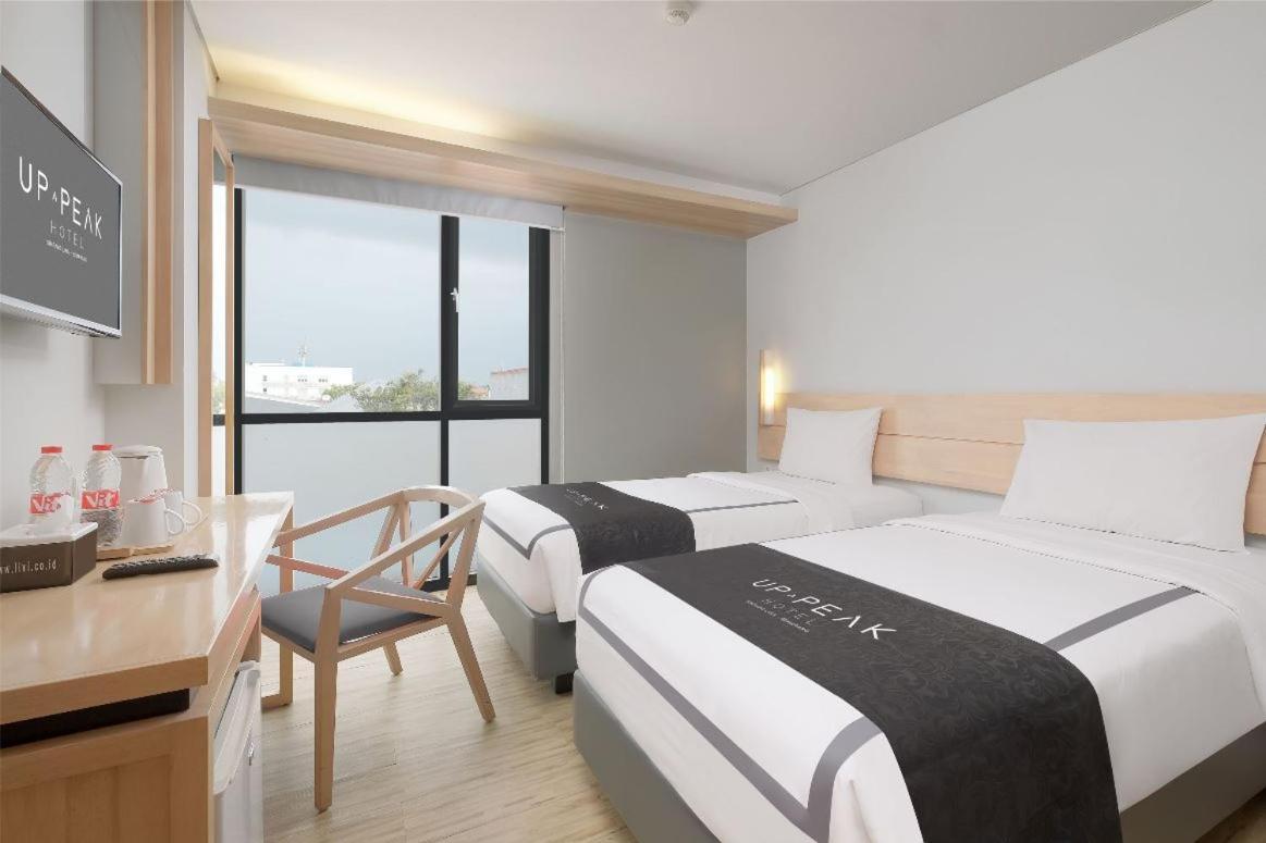 Up-Peak Hotel Simpang Lima Semarang Formerly Ha-Ka Simpanglima Hotel 세마랑 외부 사진