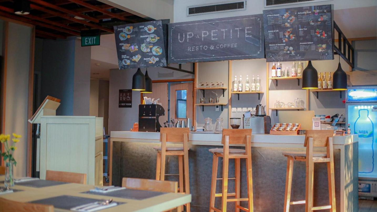 Up-Peak Hotel Simpang Lima Semarang Formerly Ha-Ka Simpanglima Hotel 세마랑 외부 사진